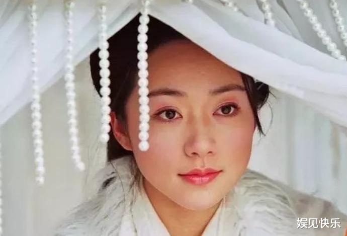 韩雪|韩雪老公原来是他，隐藏多年身份不简单，难怪韩雪一直不接吻戏