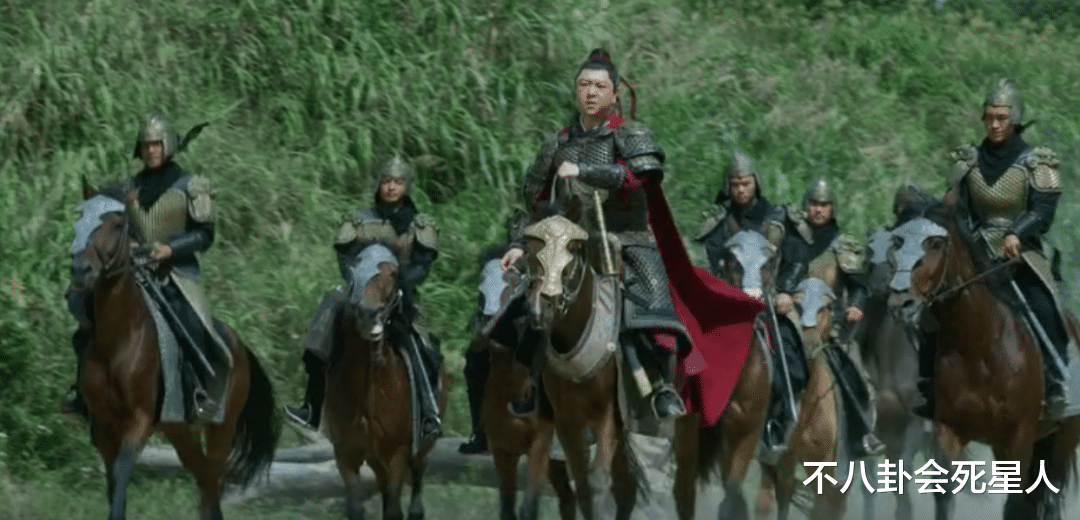 雪中悍刀行|《雪中悍刀行》几个亿花哪呢？不止打戏拉胯，群演都尬的让人出戏