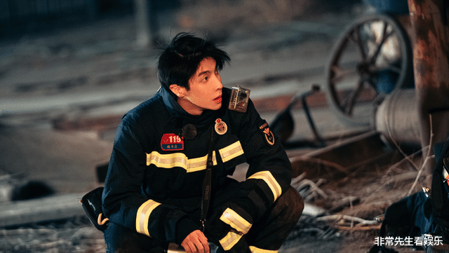 白举纲|《我们的滚烫人生》第一期上线，高瀚宇不再嬉闹，白举纲两次犯错