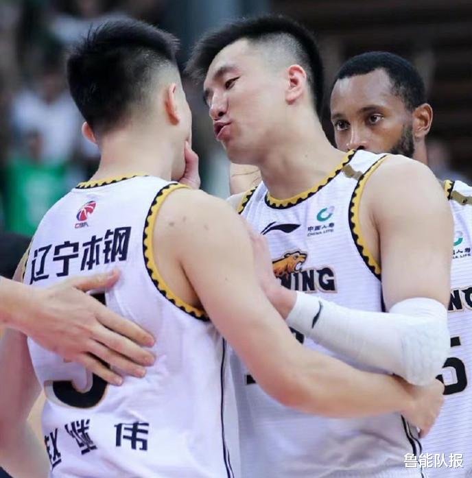 趙繼偉|趙繼偉投中絕平三分，有誰注意到，郭艾倫興奮追問，兩人對話內(nèi)容曝光