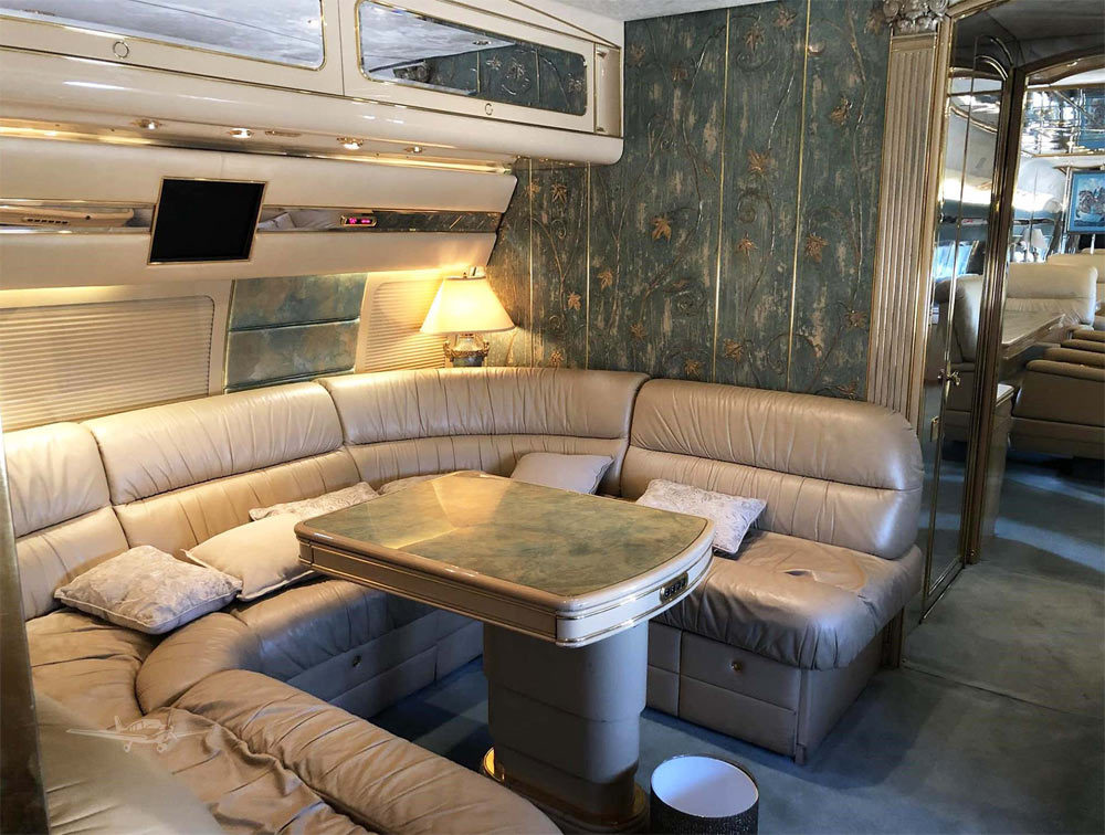 沙特王室波音737公務機正在出售 豪華內飾超乎想象 居然有雙人床-圖5