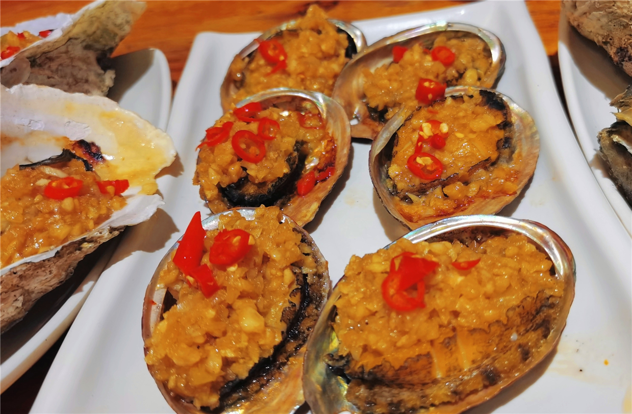 机智旅游 日照吃海鲜小技巧，本地人这里有些实用的经验分享帮你避雷