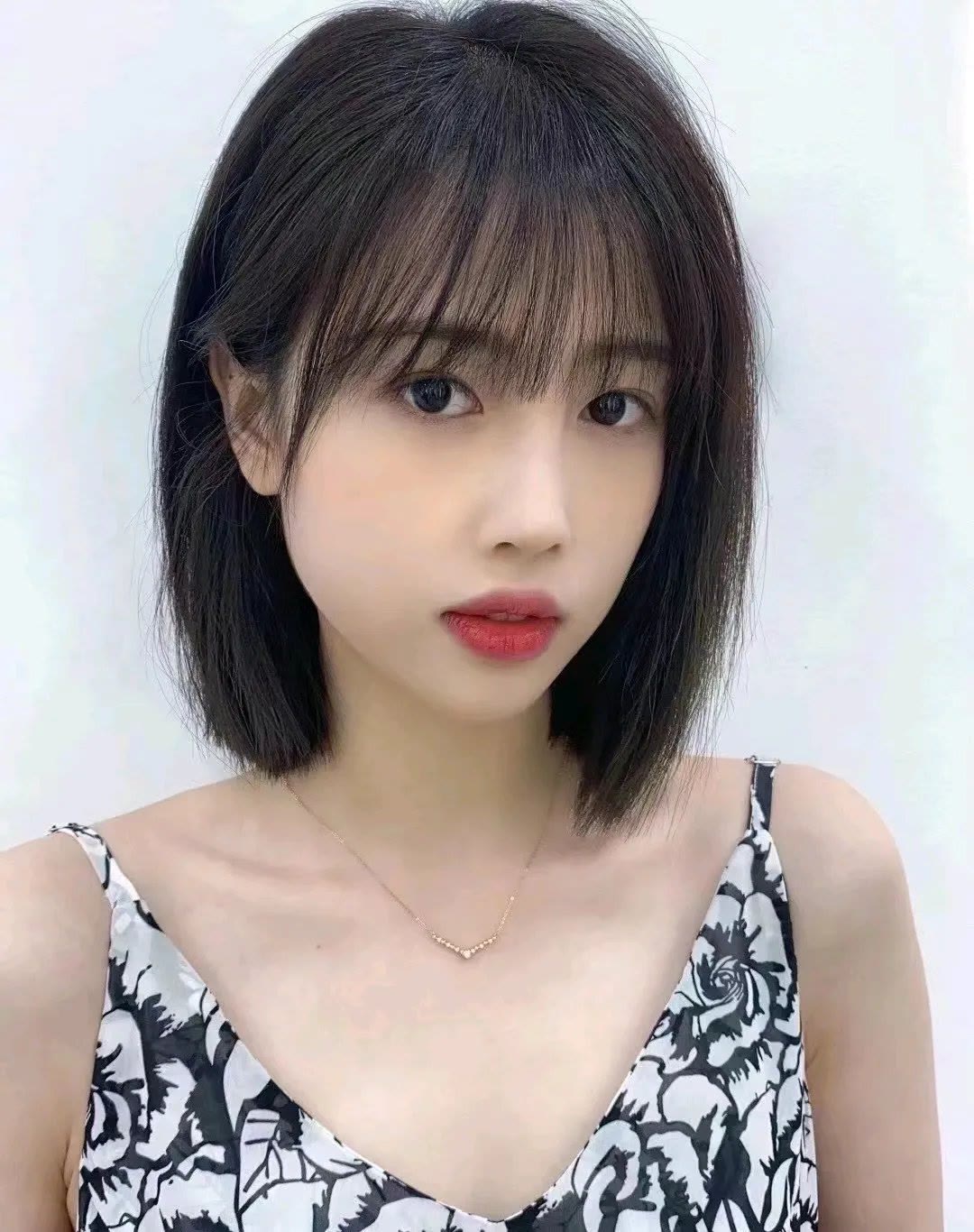 面霜 烫染剪发型17款，时尚显颜值，让你拥有好心情
