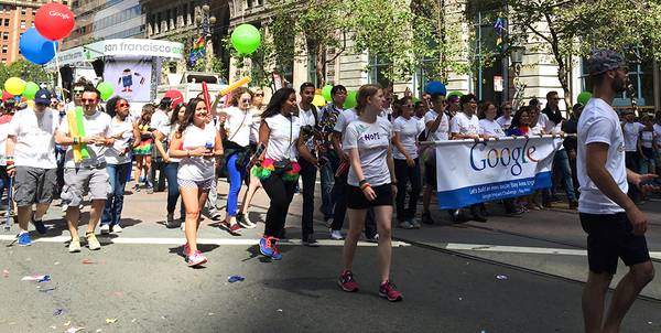观音大士|你知道美国有个同志节吗?华人亲历开幕式,盛况空前大开眼界