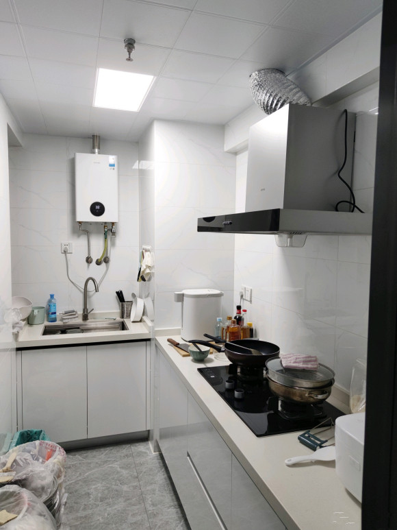 朋友圈晒新房,都吐槽我家背景墙难看,预算有限,也就只能这样