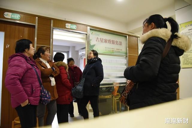 驾照|又一行业招不到人？每个月收入上万，年轻人却嫌弃不愿意干