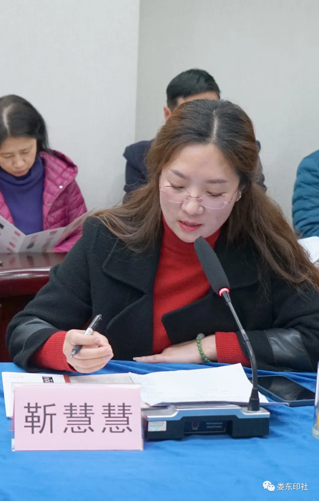 新华在线网 娄东、亭林印社篆刻公益班师生作品展开幕