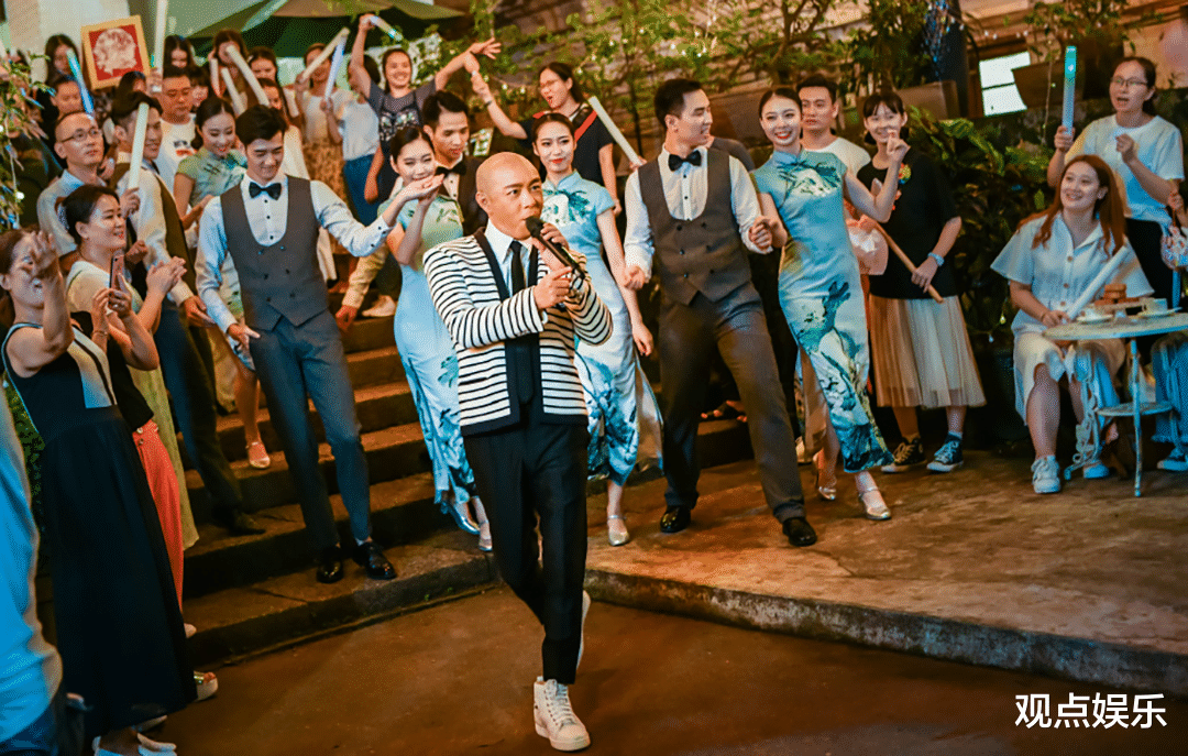 杨幂|张卫健年纪大社交牛，20位哥哥夸他人品好情商高，为人低调