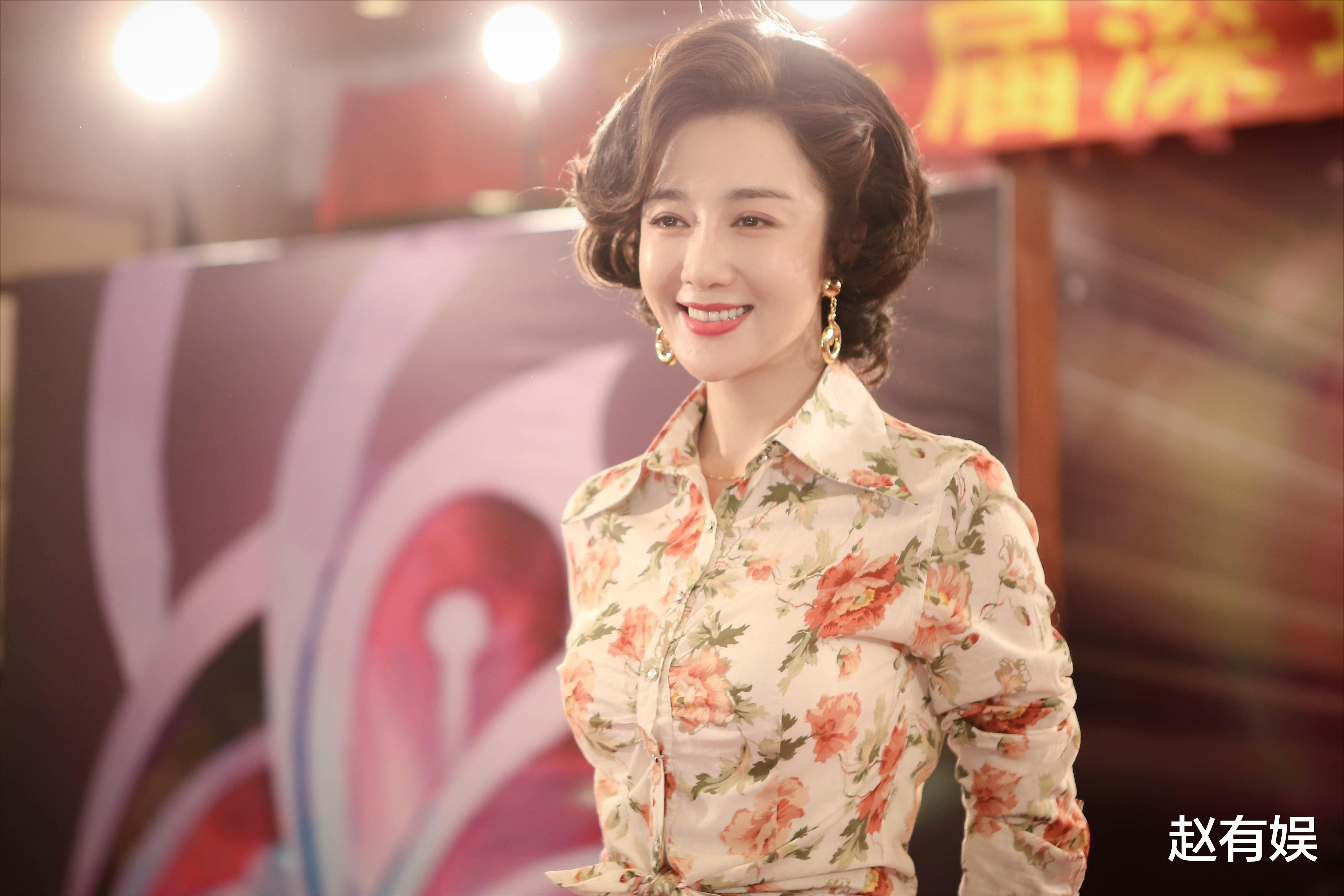 李依晓|纵狗咬人后直言对方炒作，公开暗讽多位明星，这位女星为何如此？