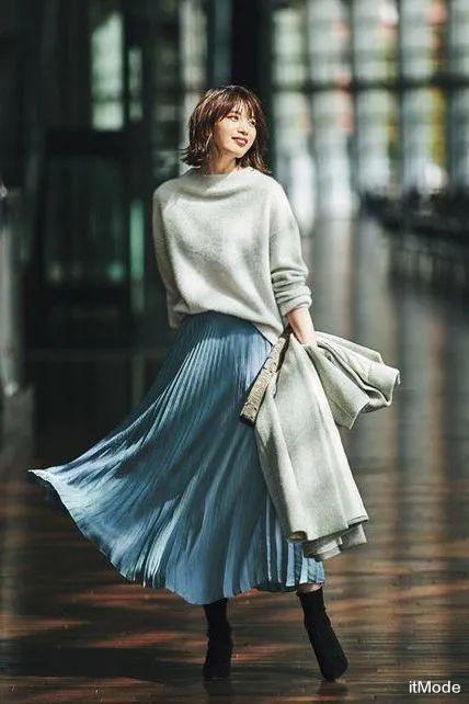 itMode|针织衫+半裙=秋天最养眼混搭CP，显瘦又高级！