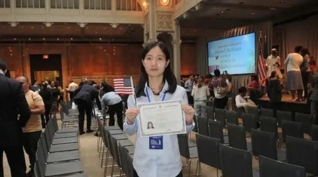 清浅微笑的我|入了美国国籍，难道就不爱自己出生国了吗？真是这样吗？