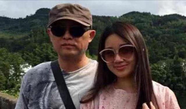 杨澜|娶了21岁初恋的孟非：我的一生，只够爱她一个人