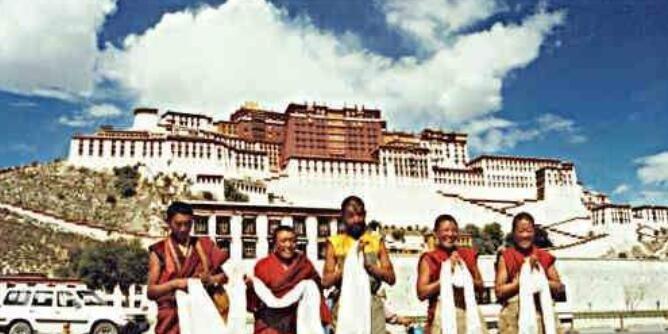 聊聊|解放之前,西藏只有105万人口,为何推行一妻多夫制度?