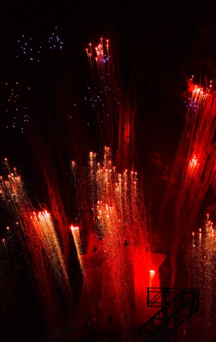 演唱会|将浪漫进行到极致，华晨宇演唱会绝美烟花秀大赏！