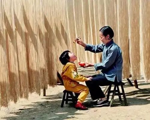 兜妈爱叨叨|老人想带孙子,儿媳妇不让带怎么办?奶奶的委屈引爆评论区