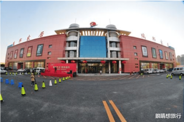 电子商务 长春又一商场在无奈中“凉凉”，或受电商“打压”，今难以为继