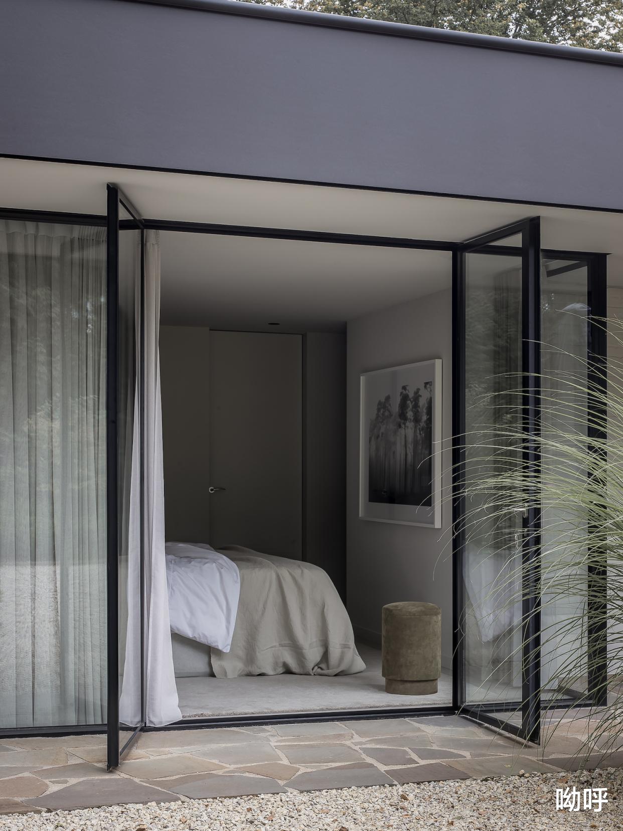 建筑师巴特宁静而舒适自宅