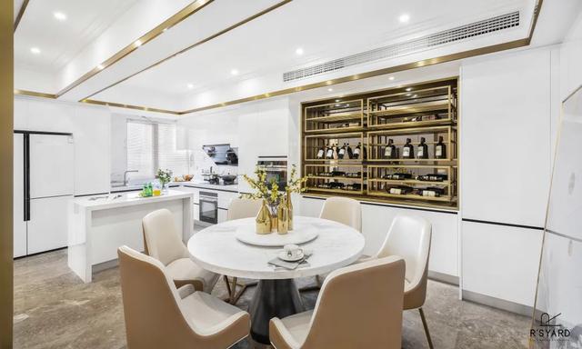 158㎡现代轻奢，时尚优雅的设计，满屋华丽的高级