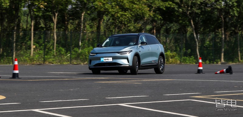 驾驶 18万、610km续航、中型SUV、L2++辅助驾驶！这才是价格屠夫！