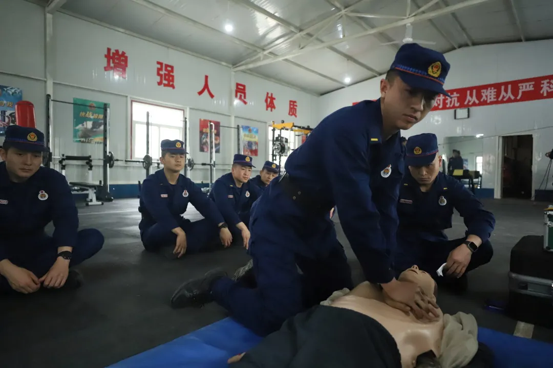 甘肃森林消防 淬火加钢   首批招录消防员晋级培训纪实