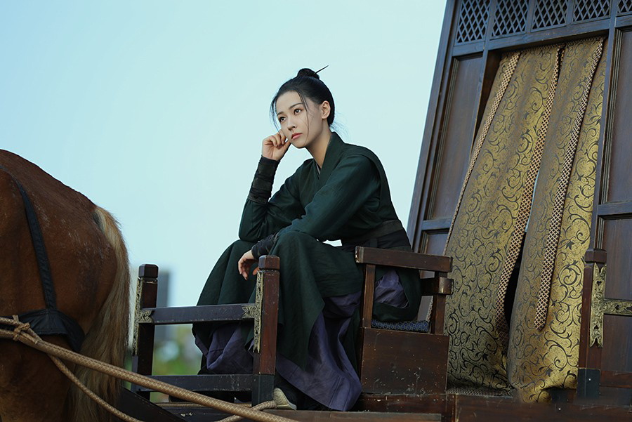 李靓蕾|《雪中悍刀行》红颜集结：青鸟飒爽，舒羞野性，鱼幼薇平平无奇