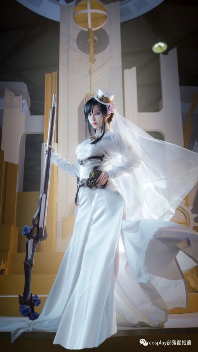 碧蓝航线|cos：碧蓝航线婚纱方舟cos正片@啊舞