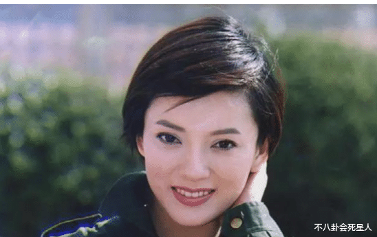 李云迪|女星三次获世界选美冠军，因性感背负骂名，因嘲讽李云迪“翻红”