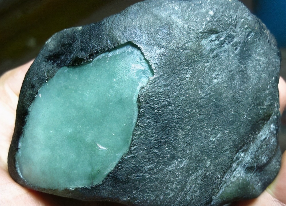 翡翠|翡翠赌石有学问,首先得学会看籽料的皮壳