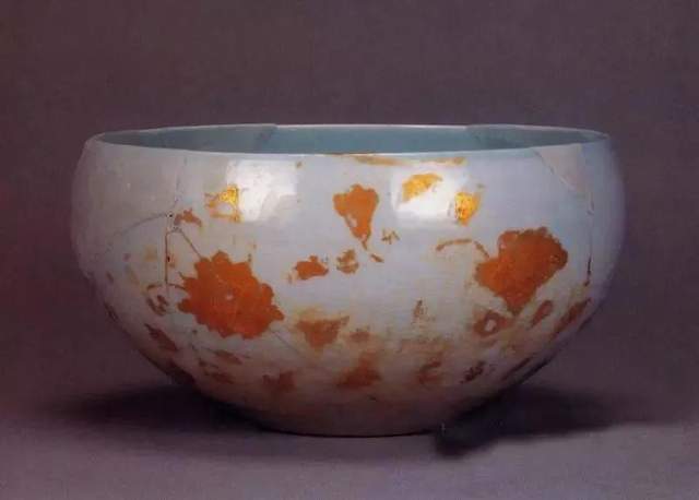 翡翠|明清官窑瓷器中的“金彩”,熠熠生辉