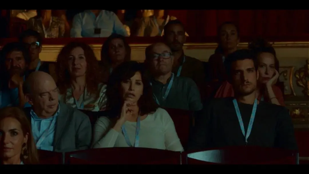 豪门|他导演的电影，夫妻双双出轨是标配