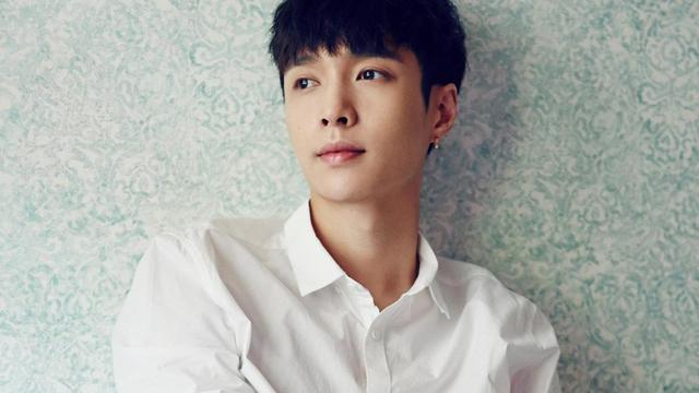 张艺兴|他为了挽回中国艺人的信誉度，连被骂“滚出韩国”，都不曾解约！