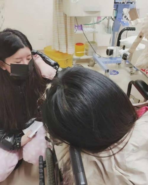 姐姐|一而再再而三？BY2妹妹花边不断，姐姐追逐了10年的梦，破灭了！