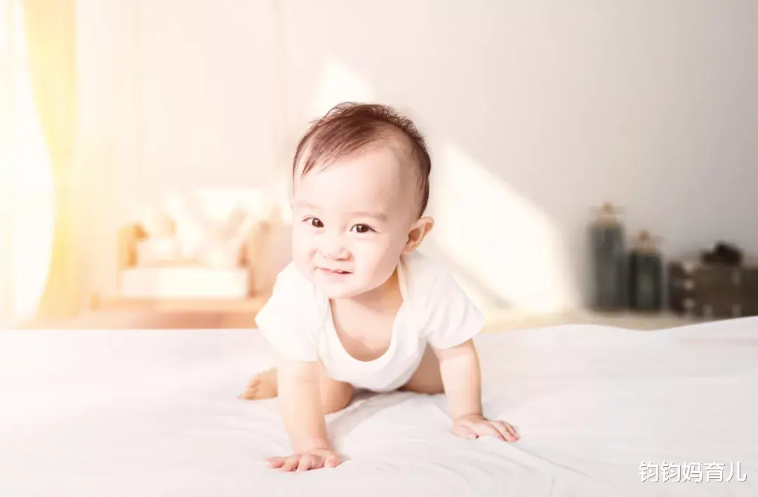 钧钧妈育儿|宝宝头型异常怎么办?