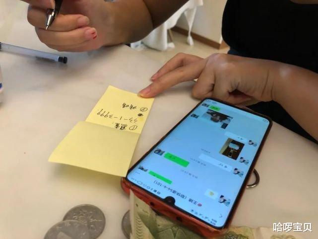 哈啰宝贝|5岁男孩小区里创业，每次收费0.5元：这小子不错哦，未来可期！