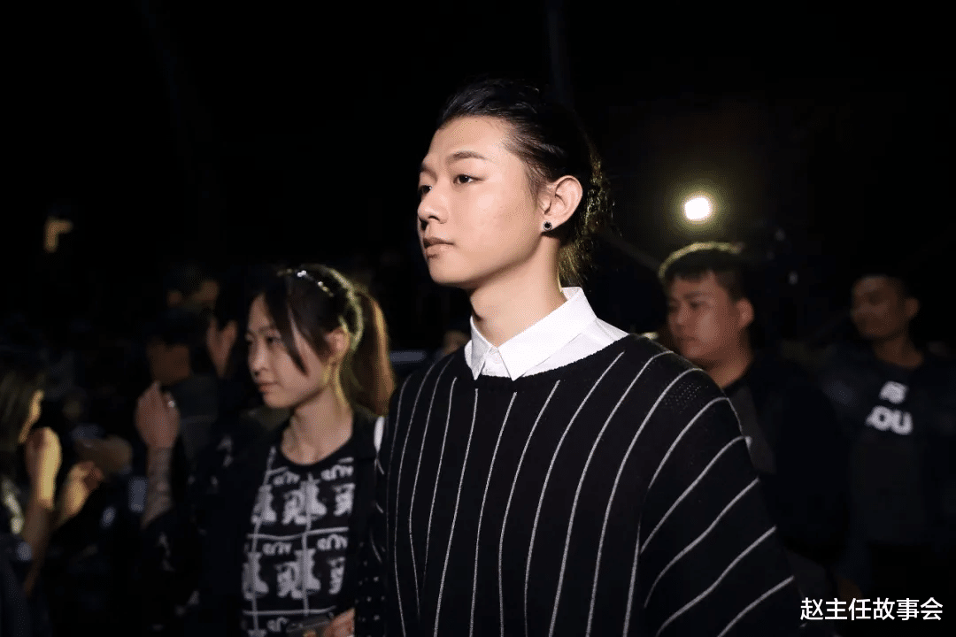 赵主任故事会|是真爱吗？为900万，将曾经才华横溢的前男友“锤”成了渣男！