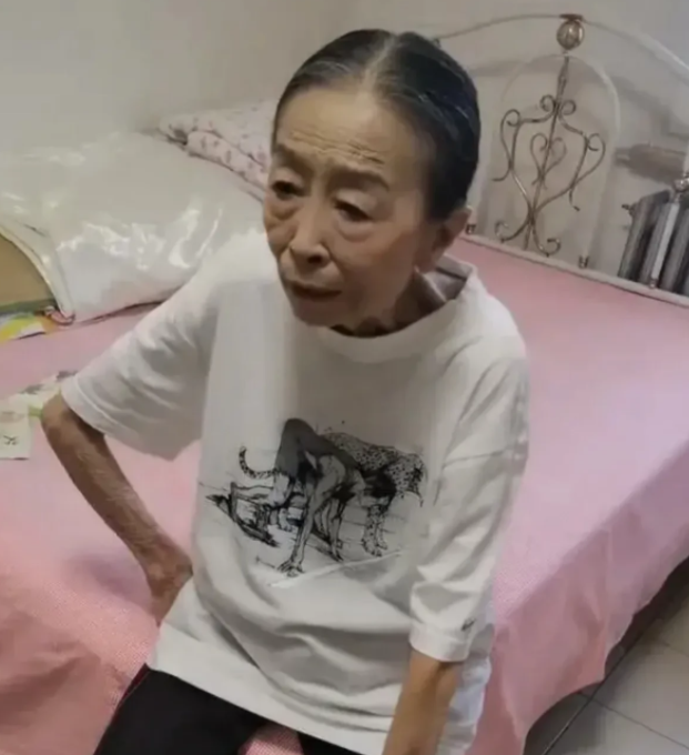 张少华|张少华生前生活状况曝光，拍戏的收入，都给儿子还房贷了