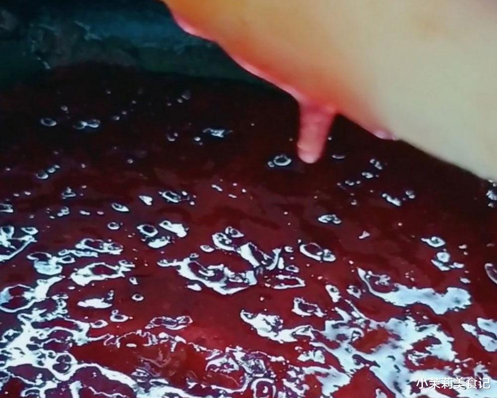 李子|7月这碱性水果不吃就没了，遇到买10斤，煮好放冰箱，解馋又营养