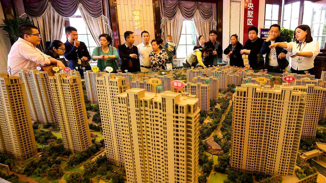 简约|楼市释放三个“好消息”，心酸的是，有人只能“弃房断供”了