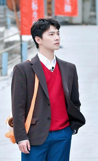 杨洋|皆言杨洋新综艺“放开”了，实际却处处充满他的无奈和妥协