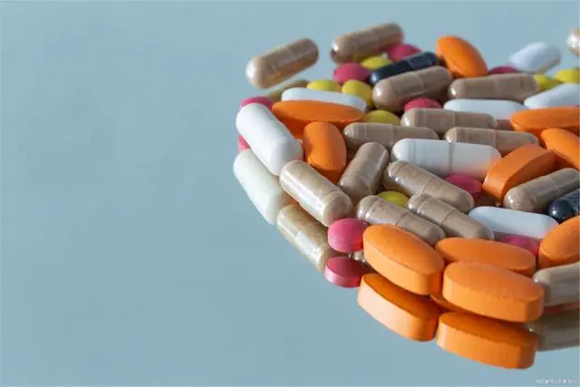 我叫小王|股骨头坏死术后引起深静脉血栓怎么办？