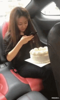 学姐说育儿|兄弟,不要以为关上车窗就能为所欲为了,我在外面都看见了