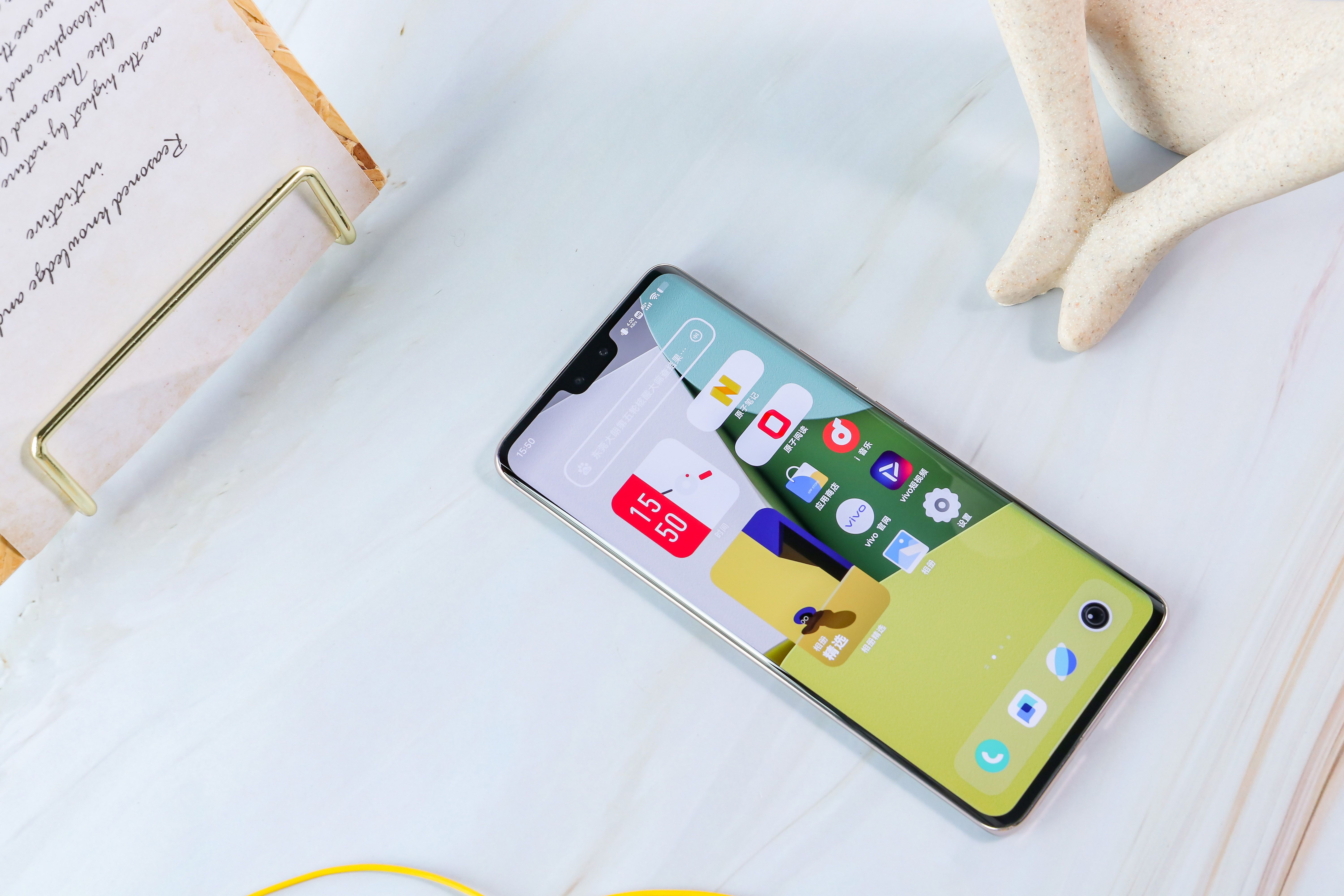 vivo|人民网点赞vivo新机：S12系列迎来全面「进化」