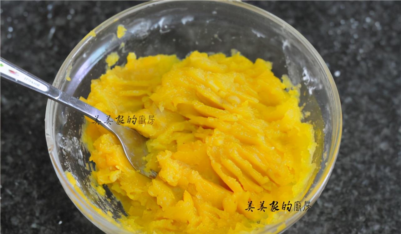 蛋黄酥|蛋黄酥新做法,减肥也能放心吃!无糖无油低热量,高蛋白!