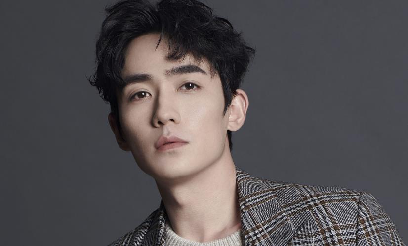 朱一龙|朱一龙知世故而不世故，保持自己的赤子之心，坚定地做自己