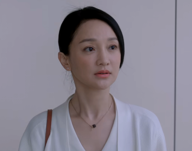 黄景瑜|积压2年，黄景瑜新剧逆袭成黑马，冲上飙升榜第一，连追2集收不住