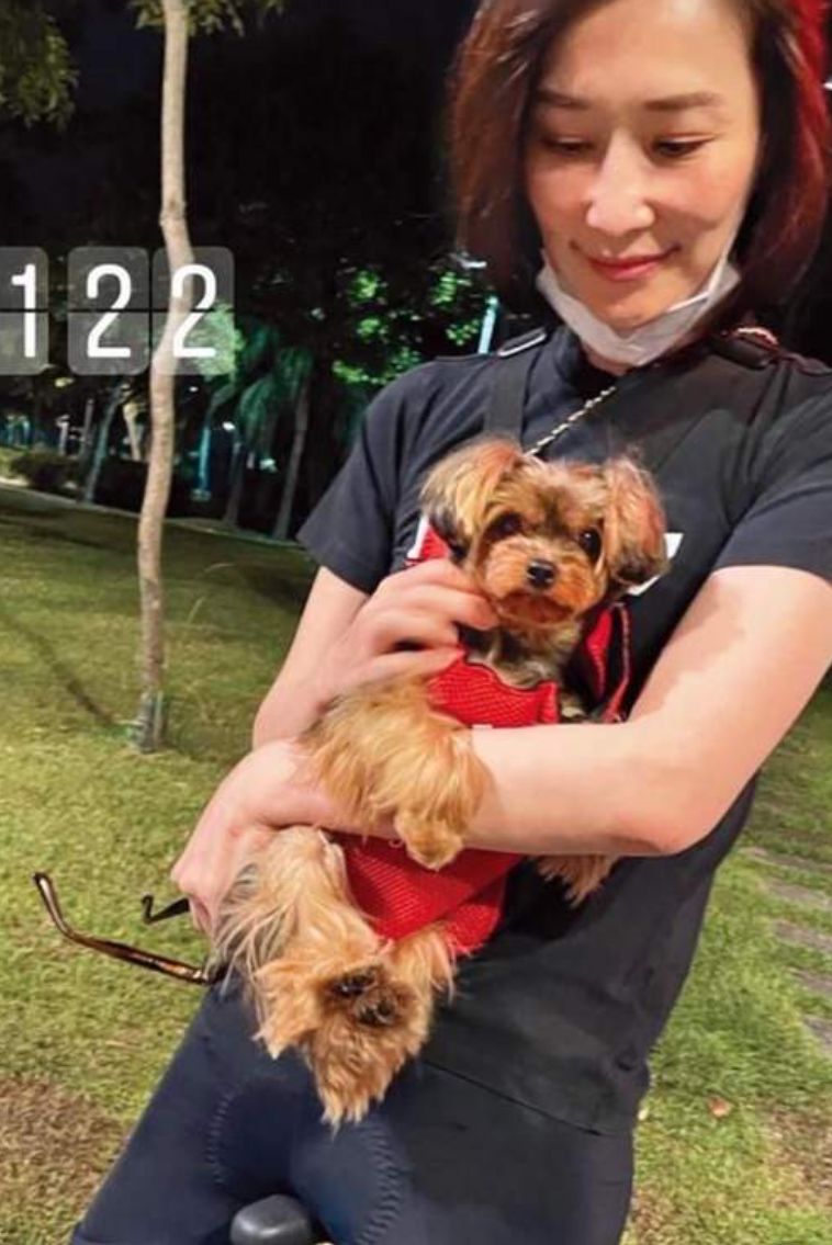 豪门明星|半百之年名媛被曝与七旬富商过夜，凌晨骑车约会，首次回应未否认恋情