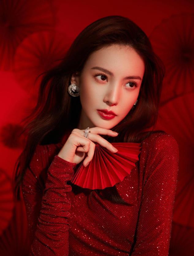 金晨|又一姐弟恋题材官宣，金晨再演职场女强人，男主还是人气爱豆