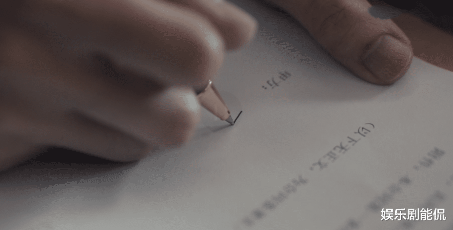 扫黑风暴|扫黑风暴：这次戏份不多的通话，把董耀扒个底掉，解释了一个bug