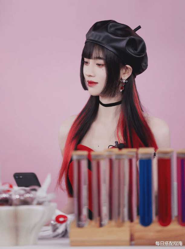 鞠婧祎|鞠婧祎终于放弃“半永久妆”，公主切造型真是纯欲天花板，超好看