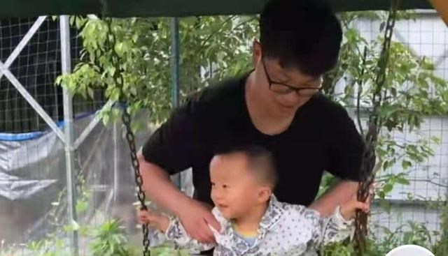 育儿心课堂 暖心！庐山脚下，野果飘香，网友：“童声”是可以温暖许妈的声音